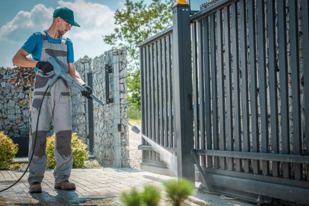 Best Animal Enclosure Cleaning  in Elim, PA